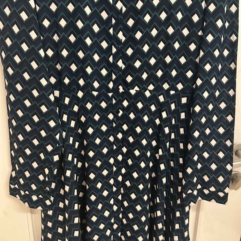 NWOT Zara Shirt dress with long sleeves in a smart , eye catching pattern! UK L! - Picture 12 of 13